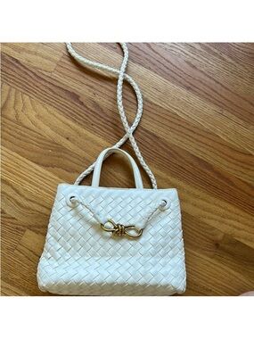 Amazon Cream Woven Shoulder Bag with Gold Knot Accent